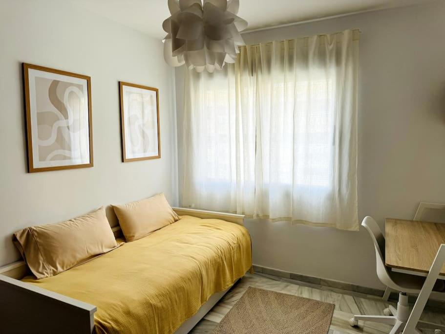 Behappy Salitre - Con Aparcamiento Lägenhet Málaga Exteriör bild